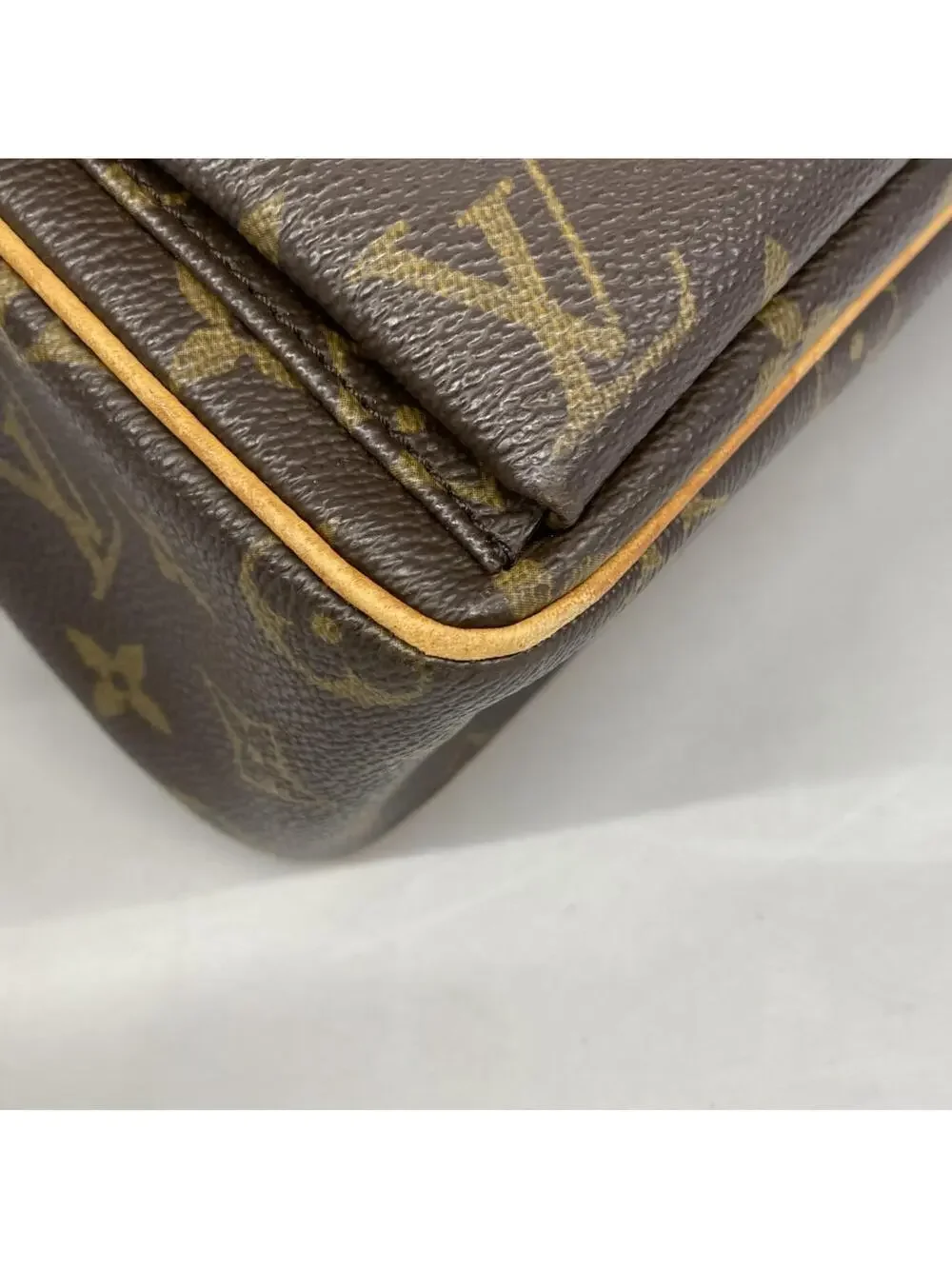 Louis Vuitton Viva Cite Handbag Canvas #309619L10B